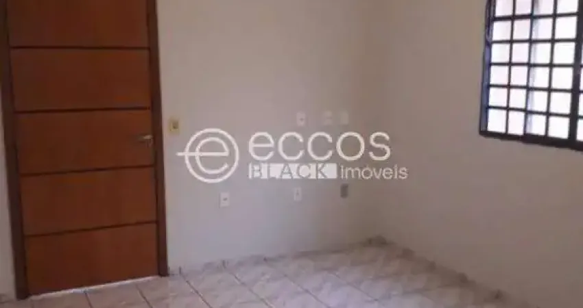 Casa à venda, 3 quartos, 2 vagas, Granada - Uberlândia/MG