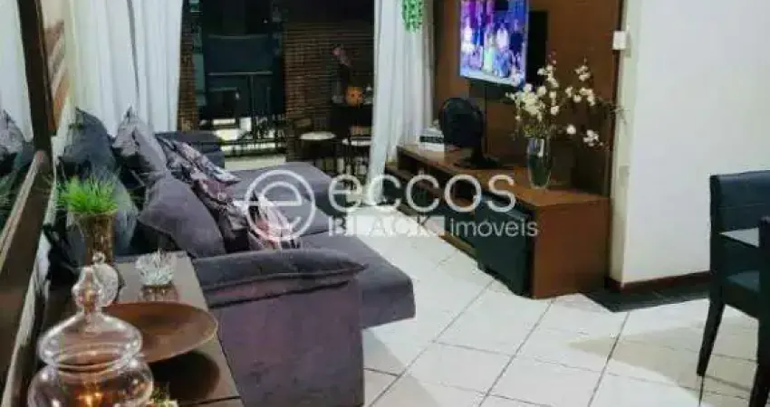 Apartamento à venda, 3 quartos, 1 suíte, 1 vaga, Patrimônio - Uberlândia/MG