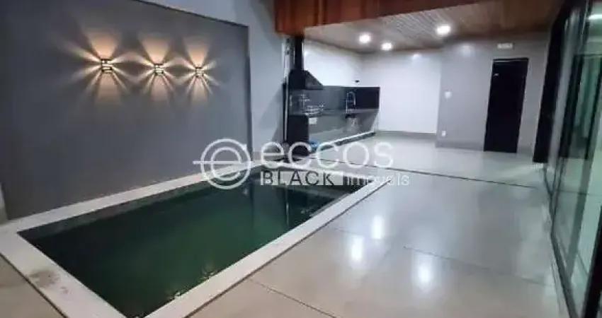Casa à venda, 3 quartos, 3 suítes, 2 vagas, Alto Umuarama - Uberlândia/MG