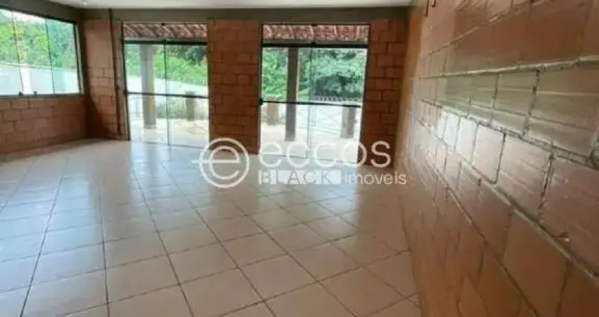 Casa à venda, 3 quartos, 1 suíte, 4 vagas, cidade jardim - uberlândia/mg