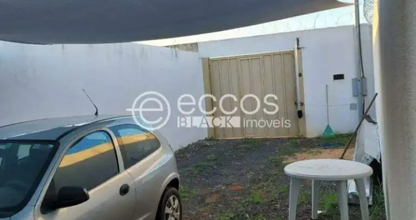 Casa à venda, 2 quartos, 1 suíte, 3 vagas, Novo Mundo - Uberlândia/MG