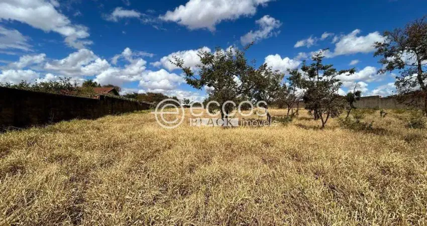 Terreno à venda na Rua Antônio Luciano do Amaral, --, Jardim Europa, Uberlândia