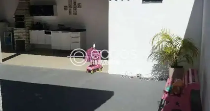 Casa à venda, 3 quartos, 2 suítes, 3 vagas, bosque dos buritis - uberlândia/mg