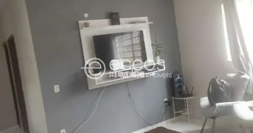 Casa à venda, 3 quartos, 1 suíte, 5 vagas, jardim ipanema - uberlândia/mg
