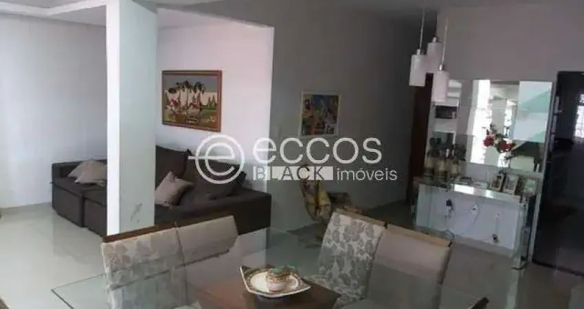 Casa à venda, 3 quartos, 3 suítes, 2 vagas, jardim europa - uberlândia/mg