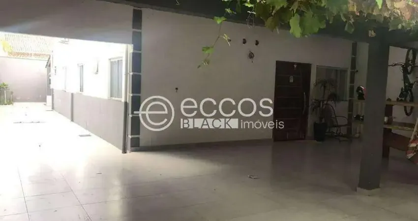 Casa à venda, 3 quartos, 1 suíte, 2 vagas, jardim europa - uberlândia/mg