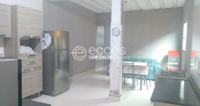 Casa à venda, 3 quartos, 1 suíte, 1 vaga, Taiaman - Uberlândia/MG
