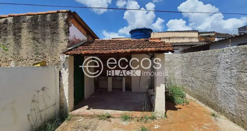 Terreno à venda na Rua João Thomas de Rezende, 578, Osvaldo Rezende, Uberlândia