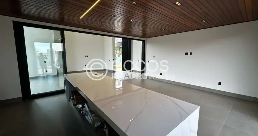 Casa em condomínio à venda, 4 quartos, 3 suítes, 2 vagas, laranjeiras - uberlândia/mg