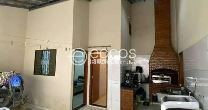 Casa à venda, 5 quartos, 1 suíte, 5 vagas, luizote de freitas - uberlândia/mg