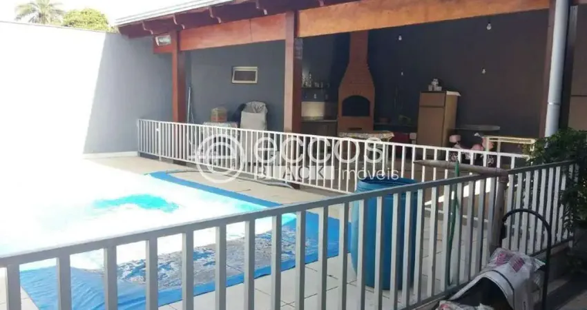 Casa à venda, 3 quartos, 4 vagas, cidade jardim - uberlândia/mg