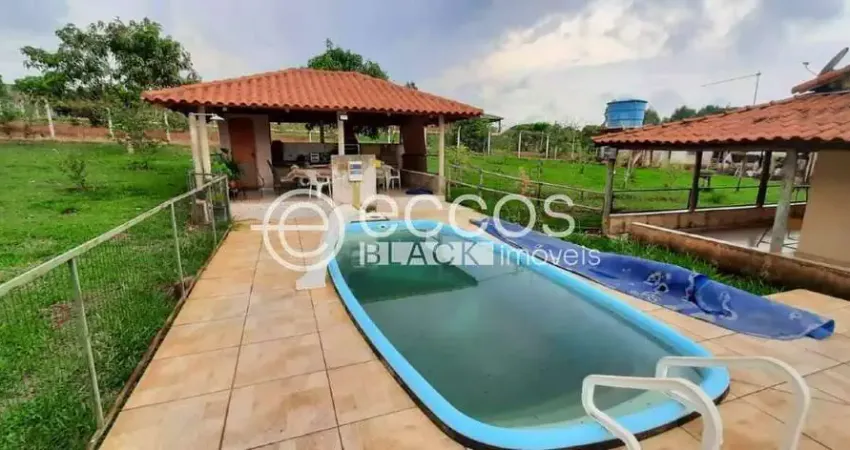 Chácara à venda, 3 quartos, 1 suíte, chácaras eldorado - uberlândia/mg