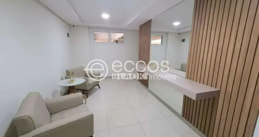 Apartamento à venda, 2 quartos, 1 suíte, 2 vagas, Santa Mônica - Uberlândia/MG