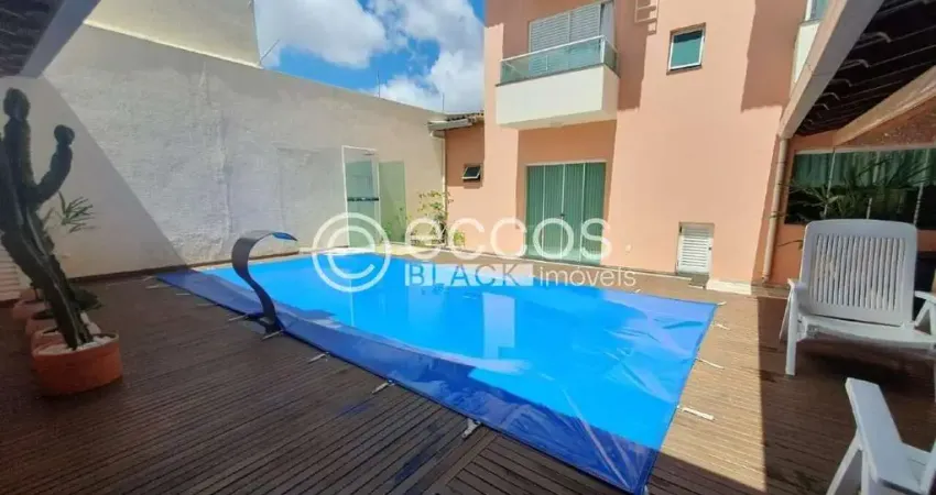 Casa à venda, 4 quartos, 1 suíte, 2 vagas, santa mônica - uberlândia/mg