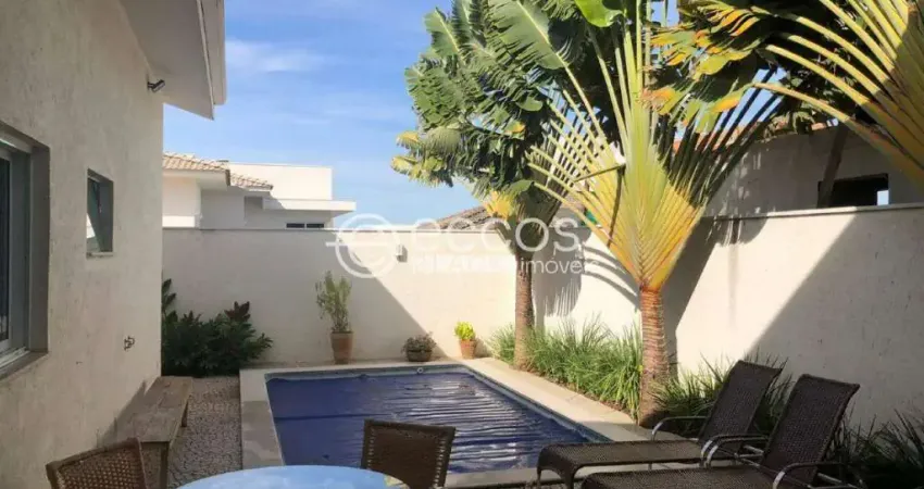 Casa em condomínio à venda, 3 quartos, 3 suítes, 4 vagas, Nova Uberlândia - Uberlândia/MG