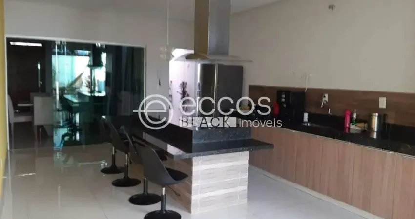 Casa à venda, 3 quartos, 1 suíte, 2 vagas, minas gerais - uberlândia/mg