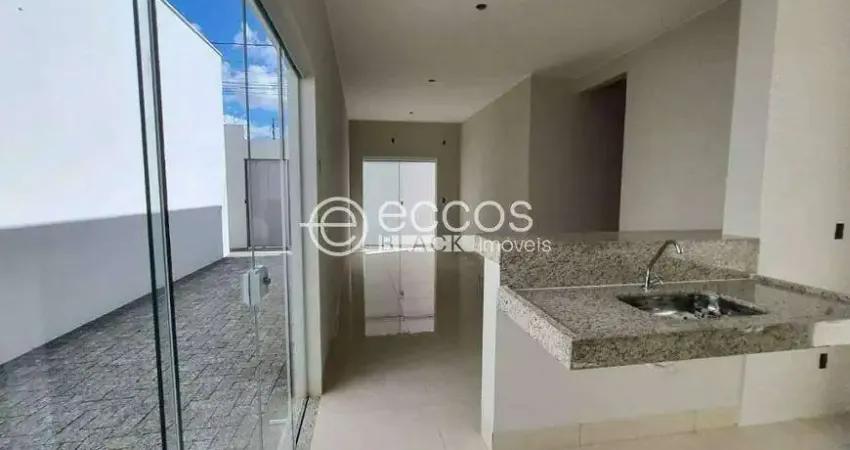 Casa à venda, 3 quartos, 1 suíte, 2 vagas, Nossa Senhora das Graças - Uberlândia/MG