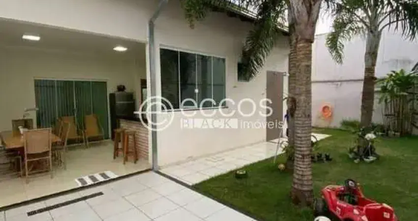 Casa à venda, 3 quartos, 3 suítes, 3 vagas, vigilato pereira - uberlândia/mg