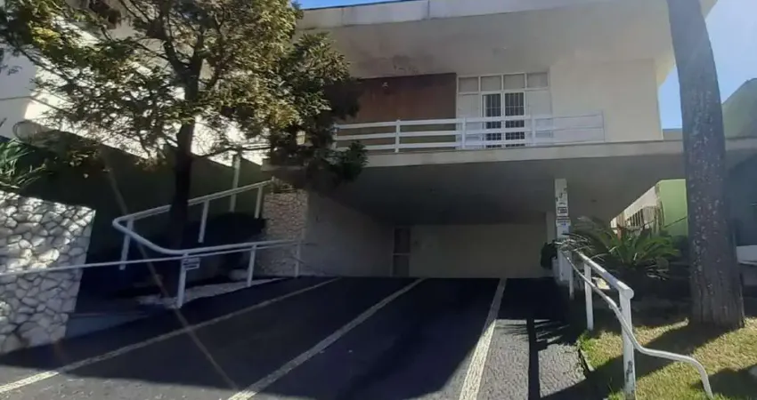 Casa à venda, 6 quartos, 1 suíte, 2 vagas, tabajaras - uberlândia/mg