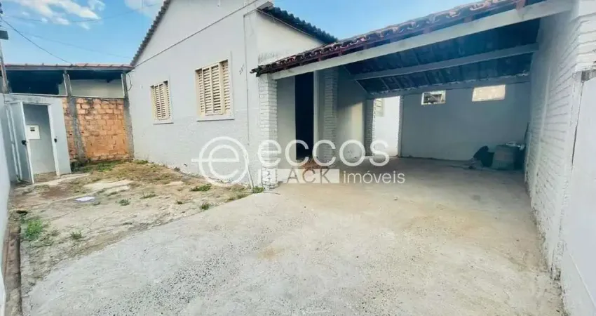 Casa à venda, 2 quartos, 1 suíte, 2 vagas, jaraguá - uberlândia/mg