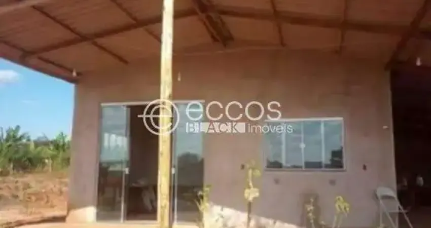 Chácara à venda, 3 quartos, 1 suíte, zona rural - uberlândia/mg