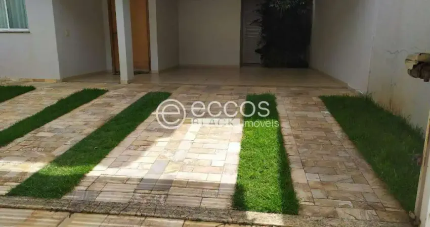 Casa à venda, 4 quartos, 4 suítes, 4 vagas, Santa Mônica - Uberlândia/MG