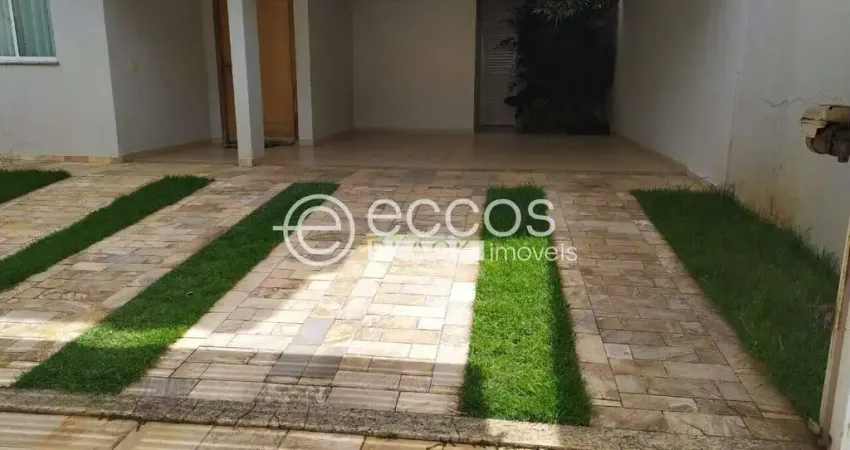 Casa à venda, 4 quartos, 4 suítes, 4 vagas, santa mônica - uberlândia/mg