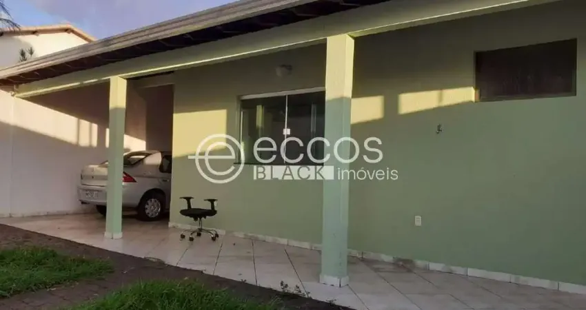 Casa à venda, 3 quartos, 1 suíte, 2 vagas, cidade jardim - uberlândia/mg