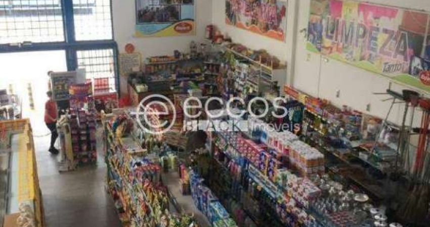 Barracão / Galpão / Depósito à venda na Rua Maria Marques da Silva, --, Shopping Park, Uberlândia