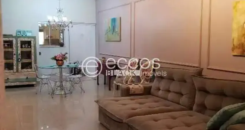 Casa à venda, 4 quartos, 2 suítes, 2 vagas, cidade jardim - uberlândia/mg