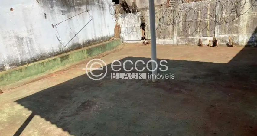 Terreno à venda na Rua José Soares Ferreira, 200, Presidente Roosevelt, Uberlândia