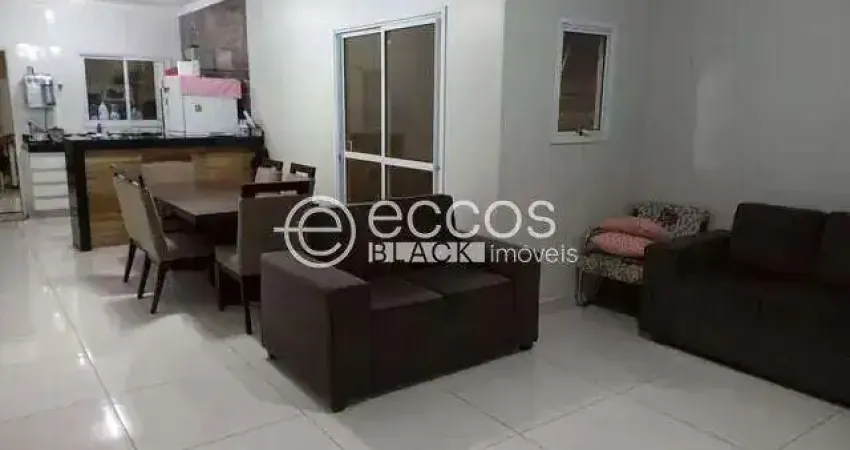 Casa em condomínio à venda, 3 quartos, 1 suíte, 2 vagas, jardim holanda - uberlândia/mg