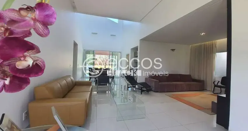 Chácara à venda, 3 quartos, 3 suítes, 3 vagas, tocantins - uberlândia/mg