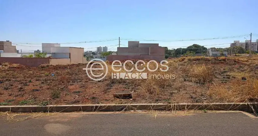 Terreno à venda na Rua Panorama, 107, Aclimação, Uberlândia