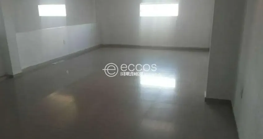 Barracão à venda, 1 quarto, Jardim Brasília - Uberlândia/MG