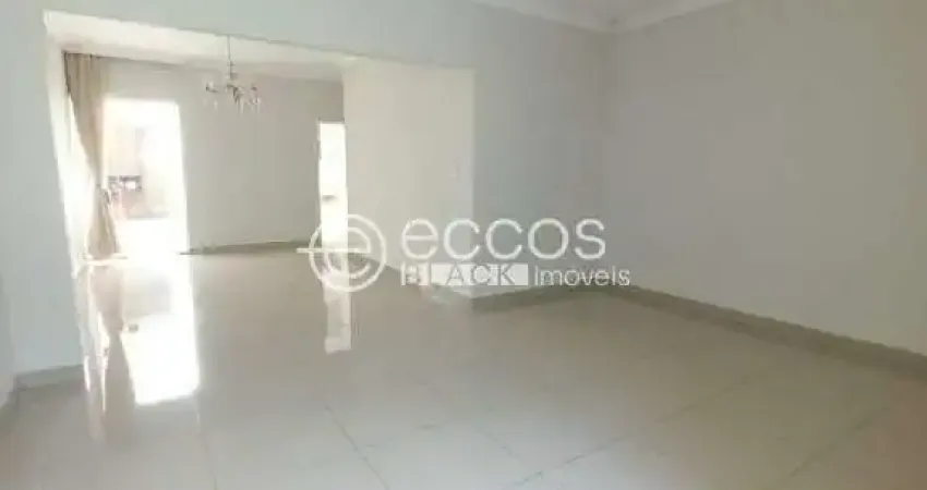 Casa para aluguel, 3 quartos, 1 suíte, 2 vagas, cidade jardim - uberlândia/mg