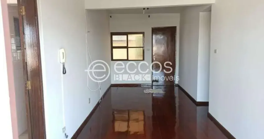 Apartamento à venda, 3 quartos, 1 suíte, martins - uberlândia/mg