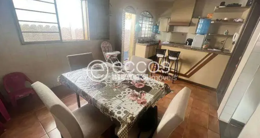 Casa à venda, 3 quartos, 1 suíte, 2 vagas, presidente roosevelt - uberlândia/mg