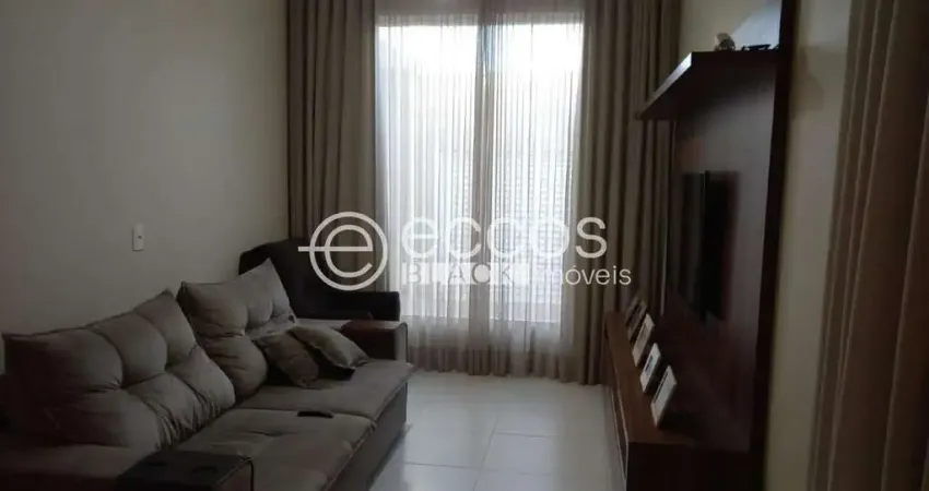 Casa à venda, 3 quartos, 1 suíte, 3 vagas, alto umuarama - uberlândia/mg