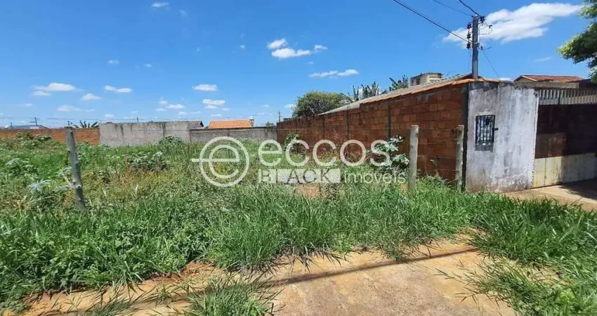 Terreno à venda na Rua Barão de Ouro Preto, 586, Pampulha, Uberlândia