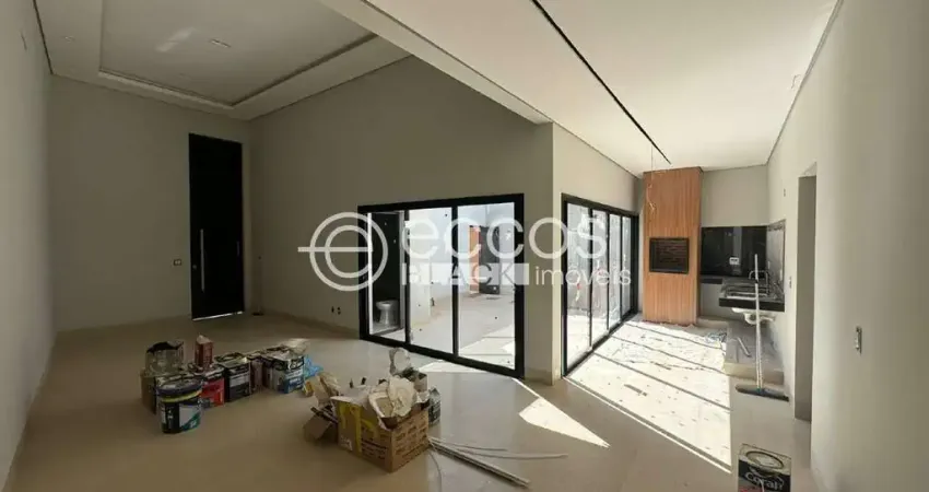 Casa em condomínio à venda, 3 quartos, 3 suítes, 2 vagas, grand ville - uberlândia/mg