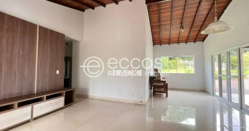 Casa em condomínio à venda, 3 quartos, 3 suítes, 6 vagas, tocantins - uberlândia/mg