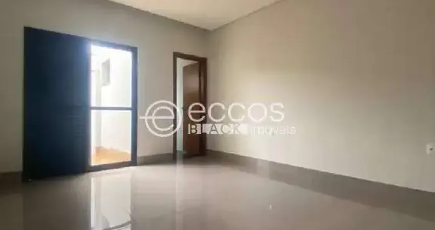 Casa à venda, 3 quartos, 1 suíte, 2 vagas, interlagos - araguari/mg