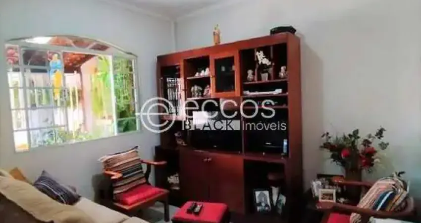 Casa à venda, 3 quartos, 1 suíte, 3 vagas, santa rosa - uberlândia/mg