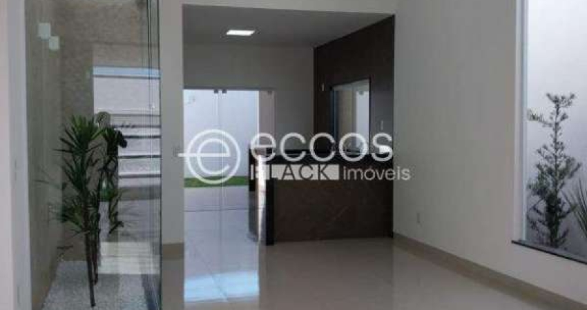 Casa à venda, 3 quartos, 1 suíte, 2 vagas, Laranjeiras - Uberlândia/MG