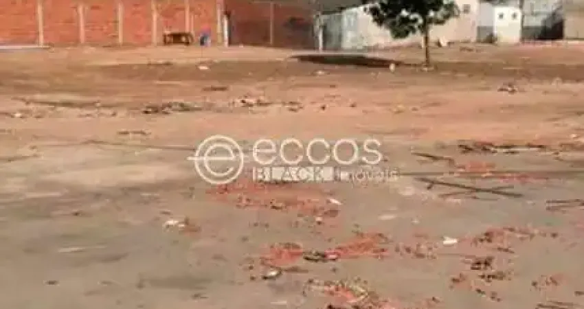 Terreno à venda na Avenida João Pessoa, 858, Martins, Uberlândia