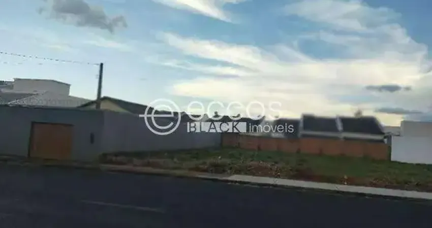 Terreno à venda na Avenida Antônio Matias Montana, 63, Jardim Europa, Uberlândia