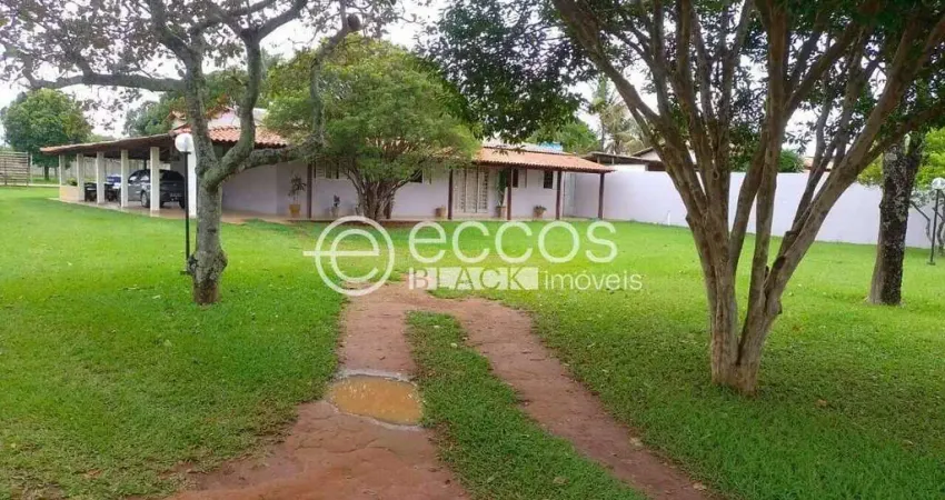 Chácara à venda, 3 quartos, 1 suíte, panorama - uberlândia/mg