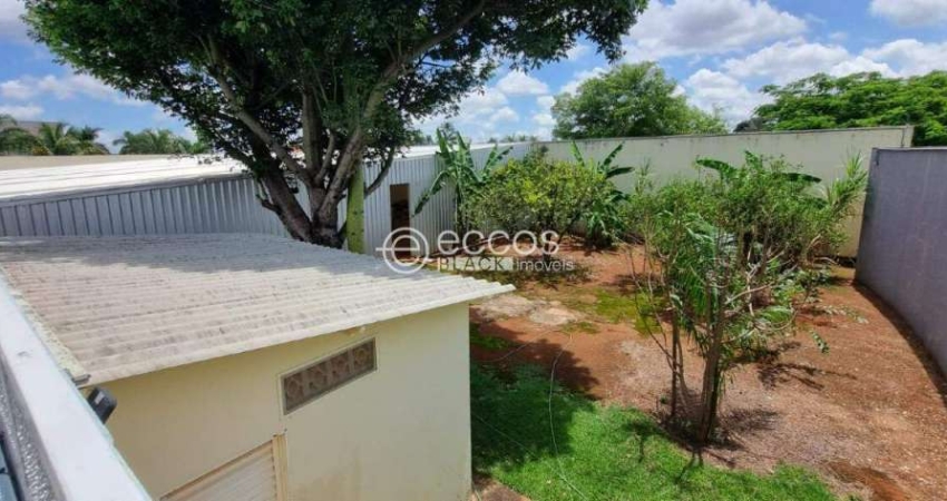 Terreno à venda na Rua Odilon Guarato, --, Morada da Colina, Uberlândia