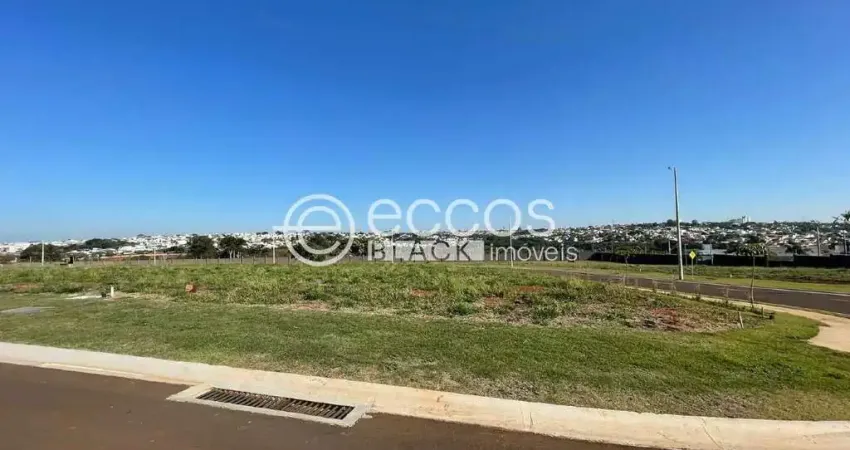 Terreno em condomínio fechado à venda na Avenida das Copaibas, 261, Gávea, Uberlândia